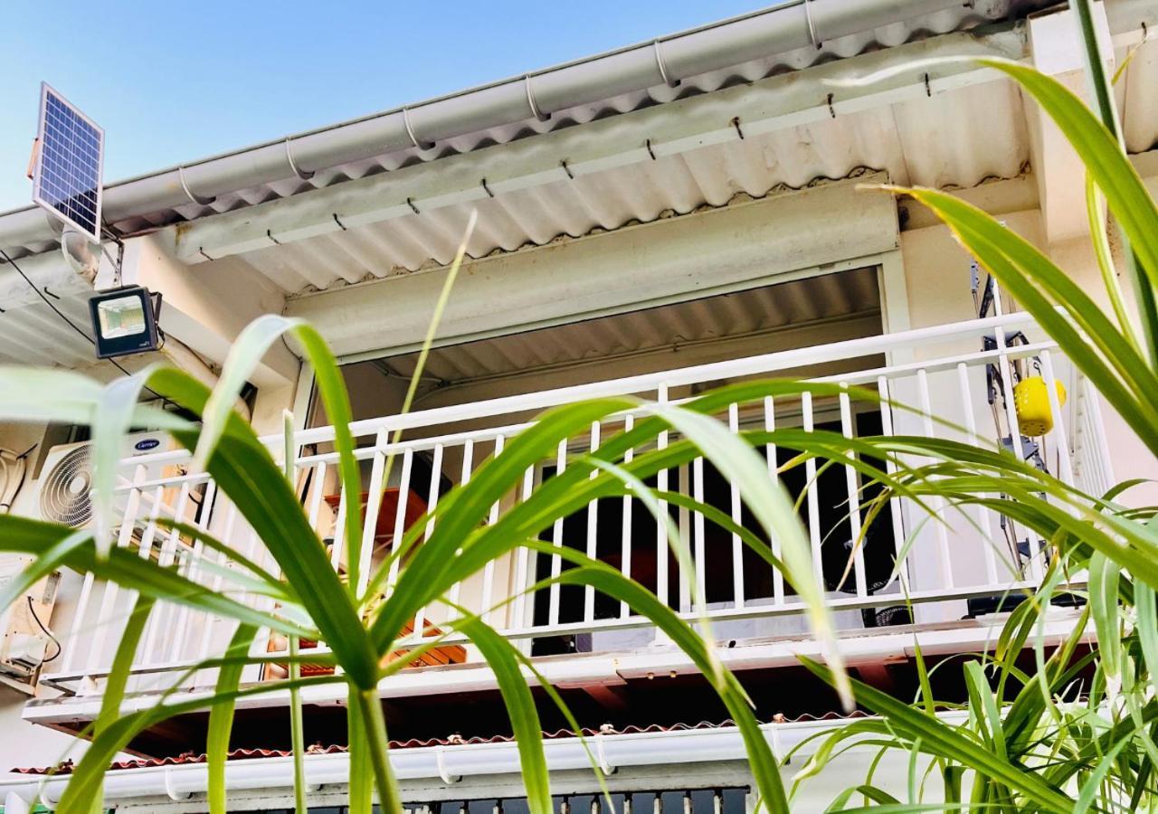 Studio Emeraude - Vue Mer - 6 Personnes Le Moule Ngoại thất bức ảnh
